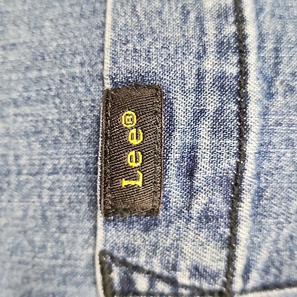 Vintage 90’s Lee Oversized Blue Denim Longline Grunge Button Down Shirt. XL - Picture 7 of 12